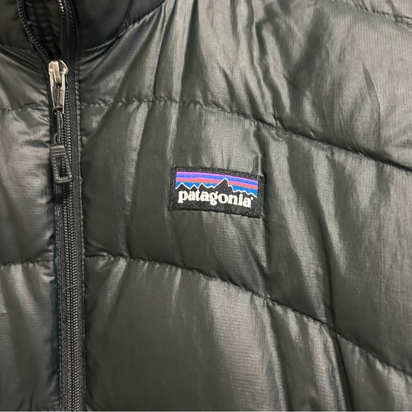 Patagonia Women's Down Sweater - Picture 4 of 6